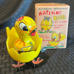 Vintage Mikuni Japan Wind Up Hatching Egg
