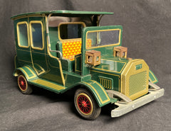 Vintage Horikawa Japan Battery Operated Old Fashioned Car