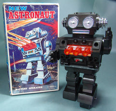 Vintage SH Japan Battery Operated New Astronaut
